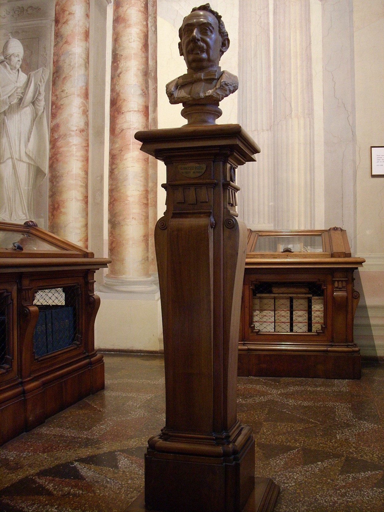 Francesco Rizzoli's wooden bust, Istituto Ortopedico Rizzoli, Bologna - 01.JPG